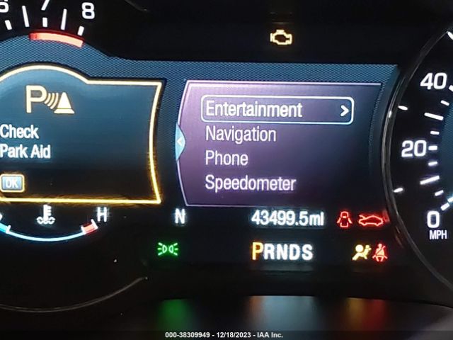 5LMCJ3D93HUL20818 Lincoln Mkc Reserve