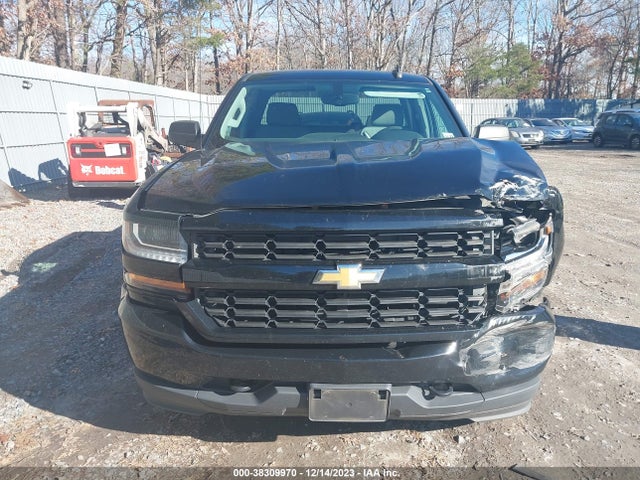 Chevrolet Silverado 1500 Silverado Custom 2018 1GCVKPEC9JZ143893 Image 12