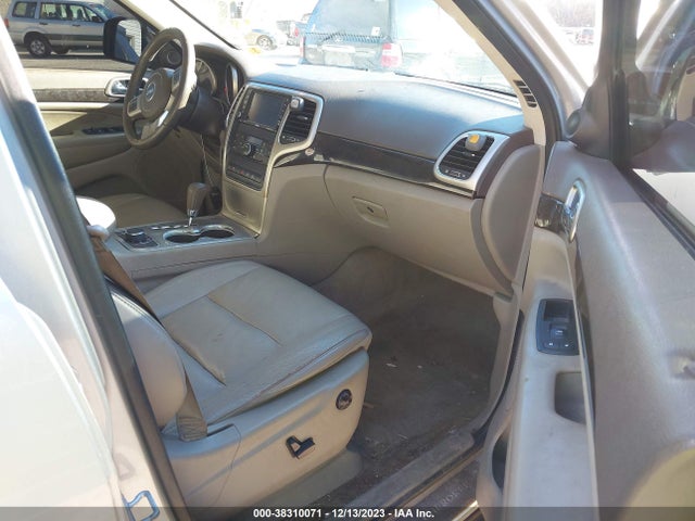 2012 JEEP GRAND CHEROKEE LAREDO VIN: 1C4RJFATXCC211726