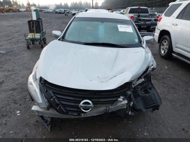 1N4AL3AP1HC272257 Nissan Altima 2.5 Sv