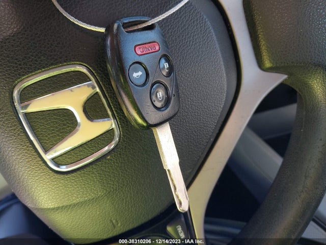 2012 HONDA CIVIC LX VIN: 19XFB2F5XCE388529