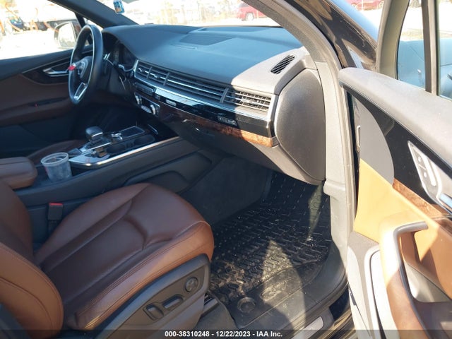 WA1VAAF7XHD048729 Audi Q7 3.0t Premium