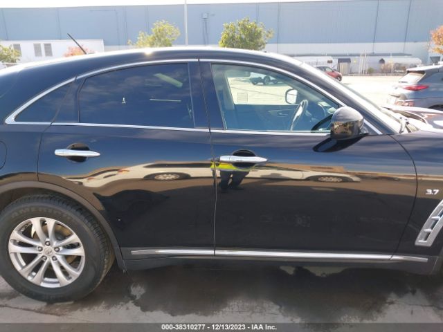 JN8CS1MU2GM671123 Infiniti QX70