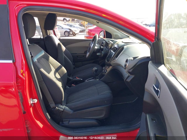 Chevrolet Sonic Lt Auto 2014 1G1JC6SB9E4123916 Image 5