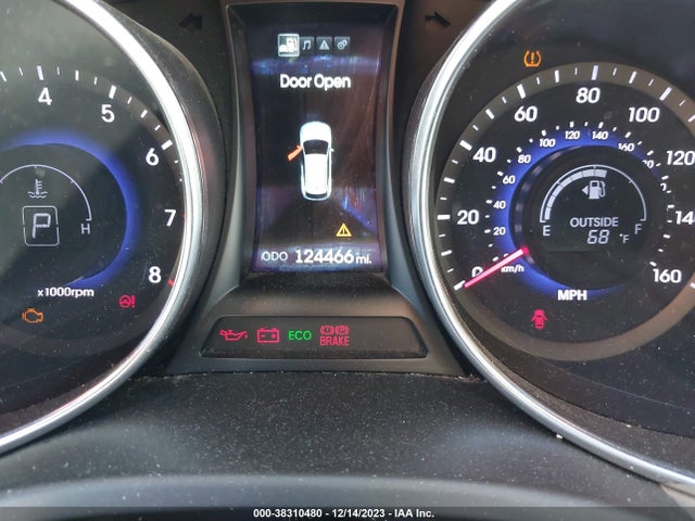 2014 HYUNDAI SANTA FE SPORT 2.4L VIN: 5XYZU3LB7EG208484