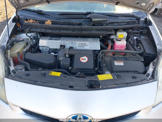 Toyota Prius Three 2014 JTDKN3DU3E0371508 Image 10