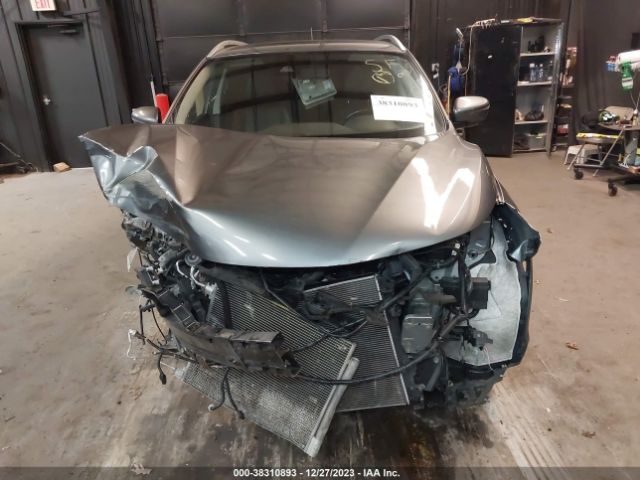 JN1BJ1CR9JW293940 Nissan Rogue Sport Sl