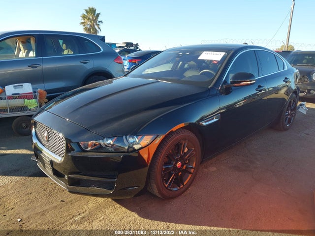 2019 JAGUAR XE SAJAD4FX6KCP44709 Photo 1