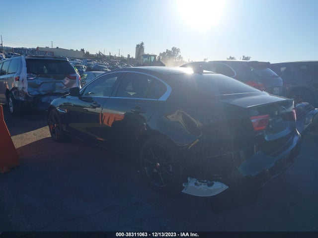 2019 JAGUAR XE SAJAD4FX6KCP44709 Photo 2