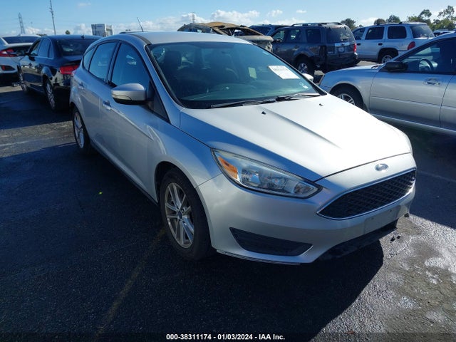 Ford FOCUS SE 2016 1FADP3K24GL283269 Image 1