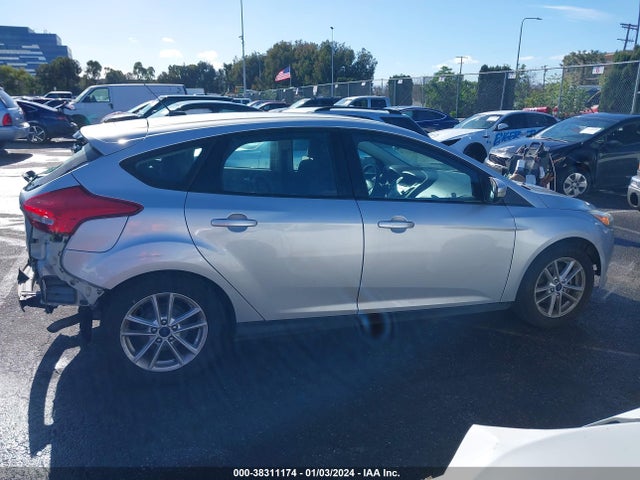 Ford FOCUS SE 2016 1FADP3K24GL283269 Image 14