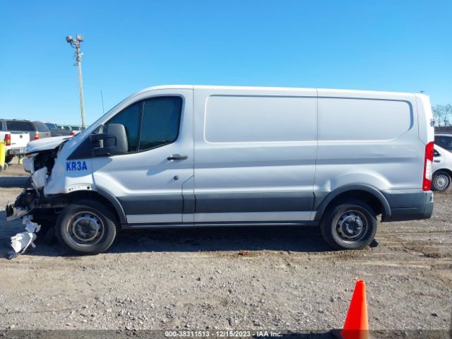 1FTYR1ZM6HKB15805 Ford Transit-250