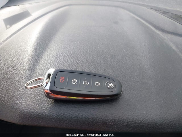 2013 FORD FOCUS TITANIUM VIN: 1FADP3N28DL210851