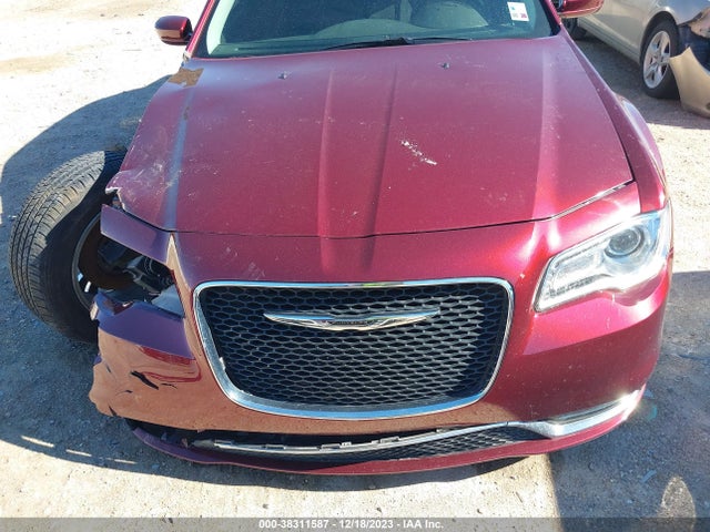 2C3CCAAG0JH315601 Chrysler 300 Touring