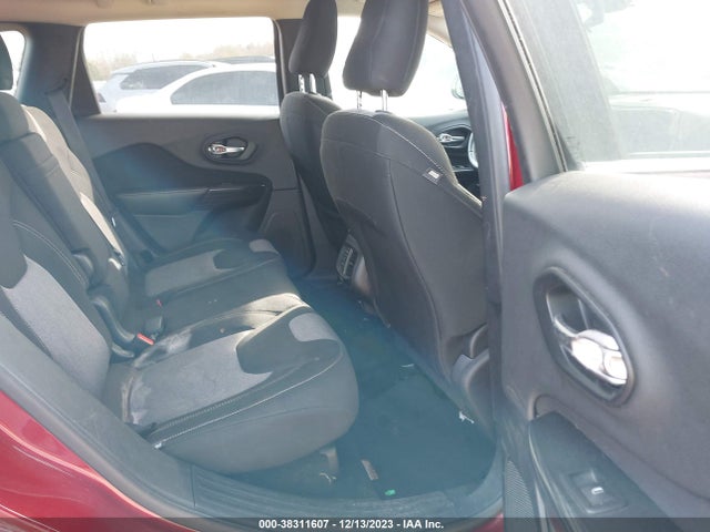 Jeep Cherokee Latitude 2014 1C4PJLCS4EW143872 Image 8
