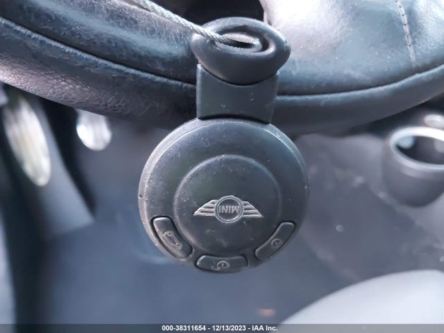 2007 MINI COOPER S WMWMF73527TL87950 Photo 10