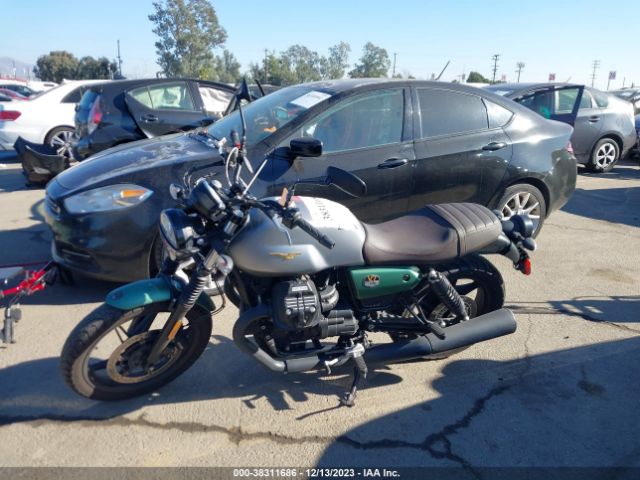 2021 MOTO GUZZI V7 ZGUKZUA0XMM000152 Photo 1