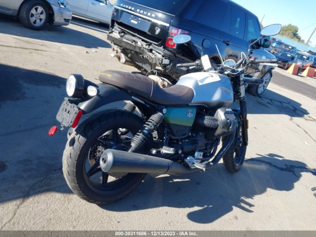2021 MOTO GUZZI V7 ZGUKZUA0XMM000152 Photo 3