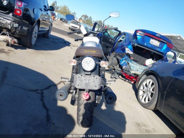 2021 MOTO GUZZI V7 ZGUKZUA0XMM000152 Photo 5