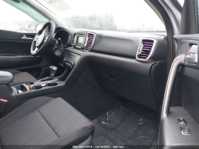 KNDPMCAC1K7585338 KIA Sportage Lx