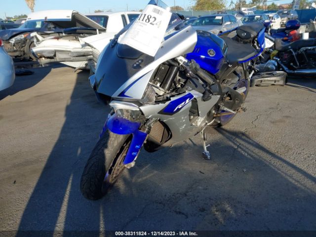 2016 YAMAHA YZFR1S JYARN42Y6GA000099 Photo 1