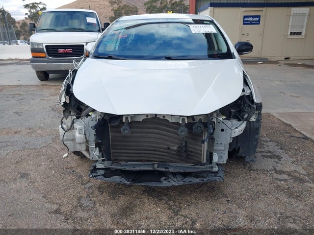 2021 TOYOTA PRIUS LE VIN: JTDKAMFU6M3145183