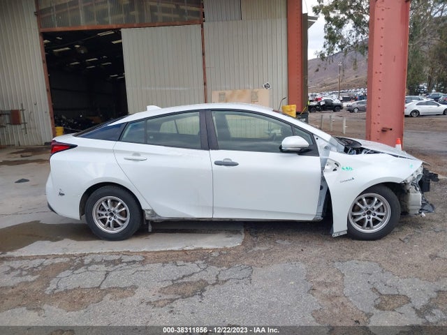 2021 TOYOTA PRIUS LE VIN: JTDKAMFU6M3145183