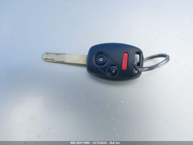 2009 HONDA CIVIC LX VIN: 19XFA16509E044357