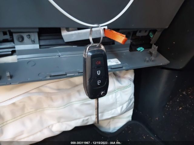 1FTMF1C58NKD41218 Ford F-150 Xl