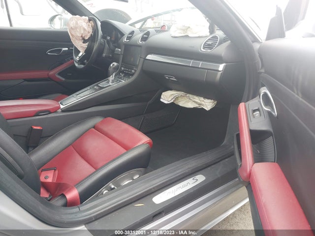 2019 PORSCHE 718 CAYMAN WP0AB2A87KS278707 Photo 4