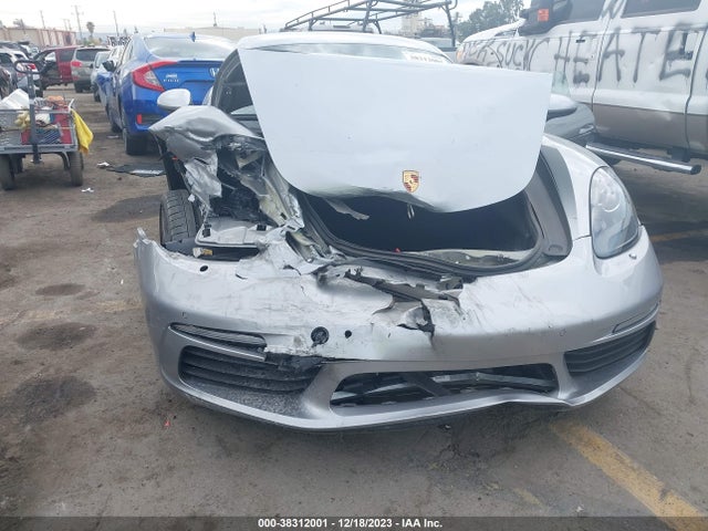 2019 PORSCHE 718 CAYMAN WP0AB2A87KS278707 Photo 5