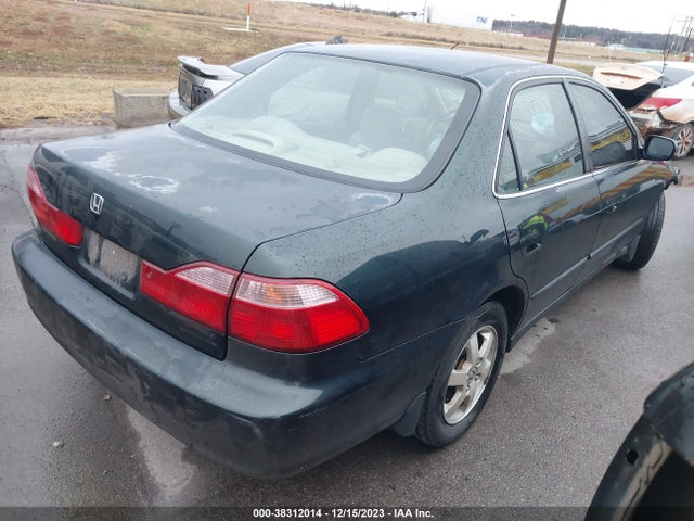 2000 HONDA ACCORD 2.3 SE VIN: JHMCG5678YC010309