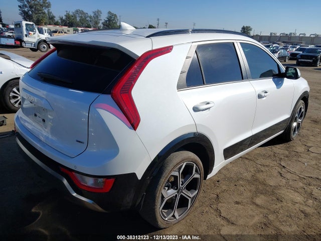 2023 KIA NIRO EX TOURING VIN: KNDCR3LE9P5061498