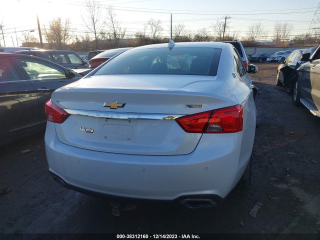 Chevrolet IMPALA 2LZ 2018 2G1125S33J9153166 Image 16