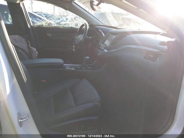 Chevrolet IMPALA 2LZ 2018 2G1125S33J9153166 Image 5