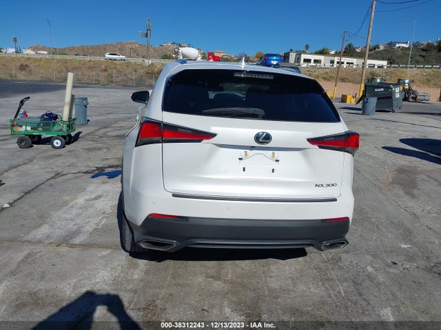 JTJYARBZ9K2142514 Lexus NX 300
