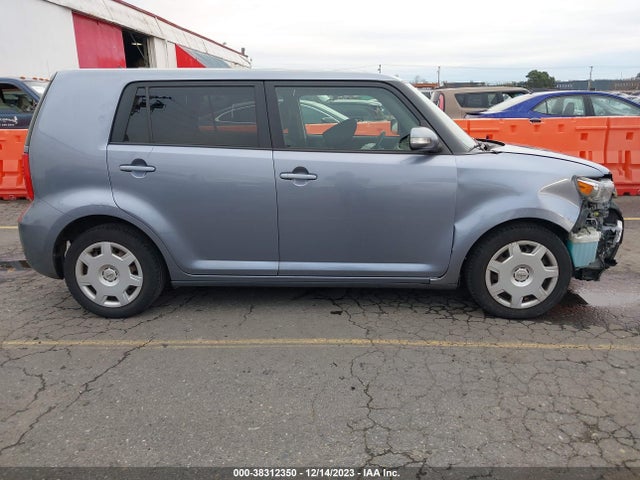 2009 SCION XB VIN: JTLKE50EX91093012