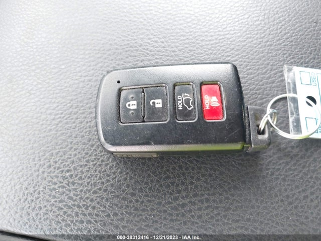 Toyota Highlander Xle V6 2016 5TDJKRFH9GS312860 Image 11