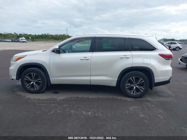 Toyota Highlander Xle V6 2016 5TDJKRFH9GS312860 Image 14