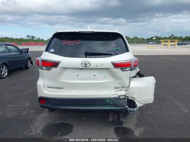 Toyota Highlander Xle V6 2016 5TDJKRFH9GS312860 Image 16