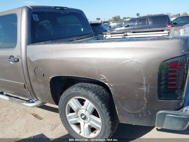 2007 CHEVROLET SILVERADO 1500 LT1 VIN: 2GCEC13J771525255