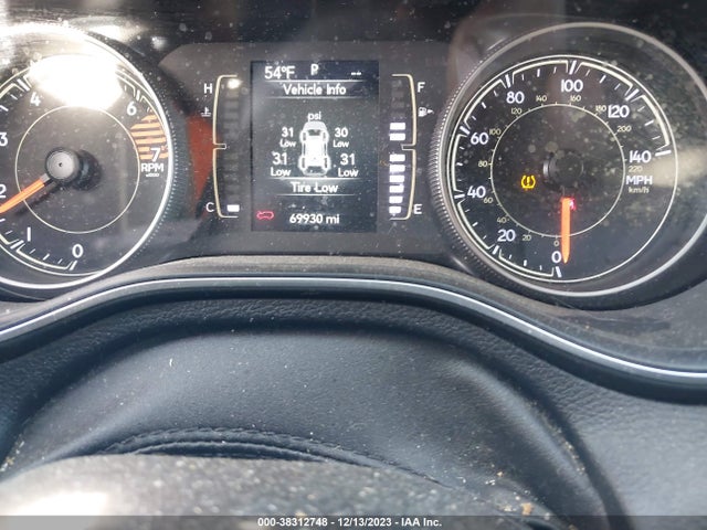 2019 JEEP CHEROKEE LATITUDE FWD VIN: 1C4PJLCB5KD144570