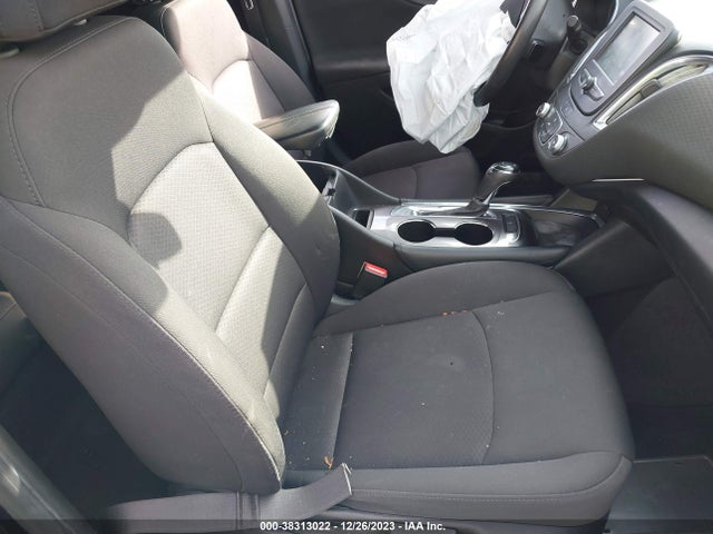 Chevrolet MALIBU LT 2018 1G1ZD5ST0JF264181 Image 5