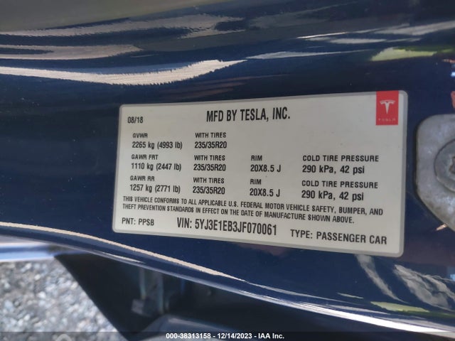 2018 TESLA MODEL 3 5YJ3E1EB3JF070061 Photo 8