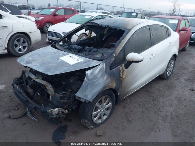 KIA RIO LX 2014 KNADM4A3XE6324290 Image 2