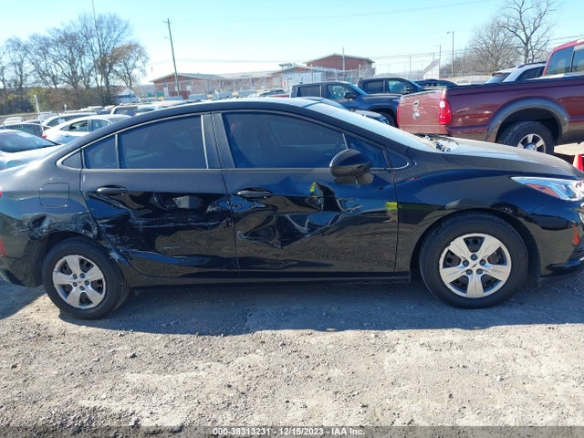Chevrolet Cruze Ls Auto 2018 1G1BC5SMXJ7132343 Image 13