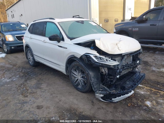 2022 VOLKSWAGEN TIGUAN 2.0T SE R-LINE BLACK VIN: 3VV8B7AX8NM127019
