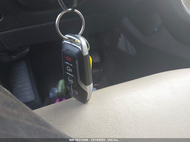 Ford EDGE SEL 2015 2FMTK4J87FBC17972 Image 11