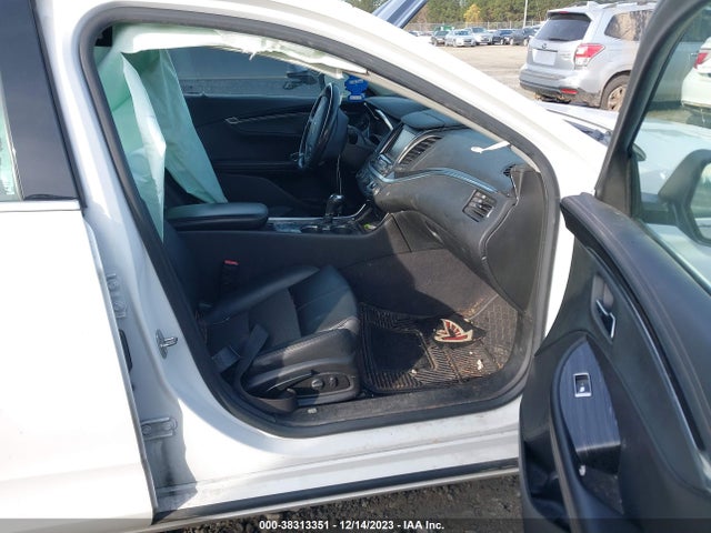 Chevrolet IMPALA 1LT 2018 2G1105S39J9135440 Image 5