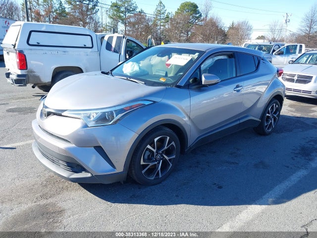 Toyota C-HR XLE 2019 NMTKHMBX1KR078479 Image 2